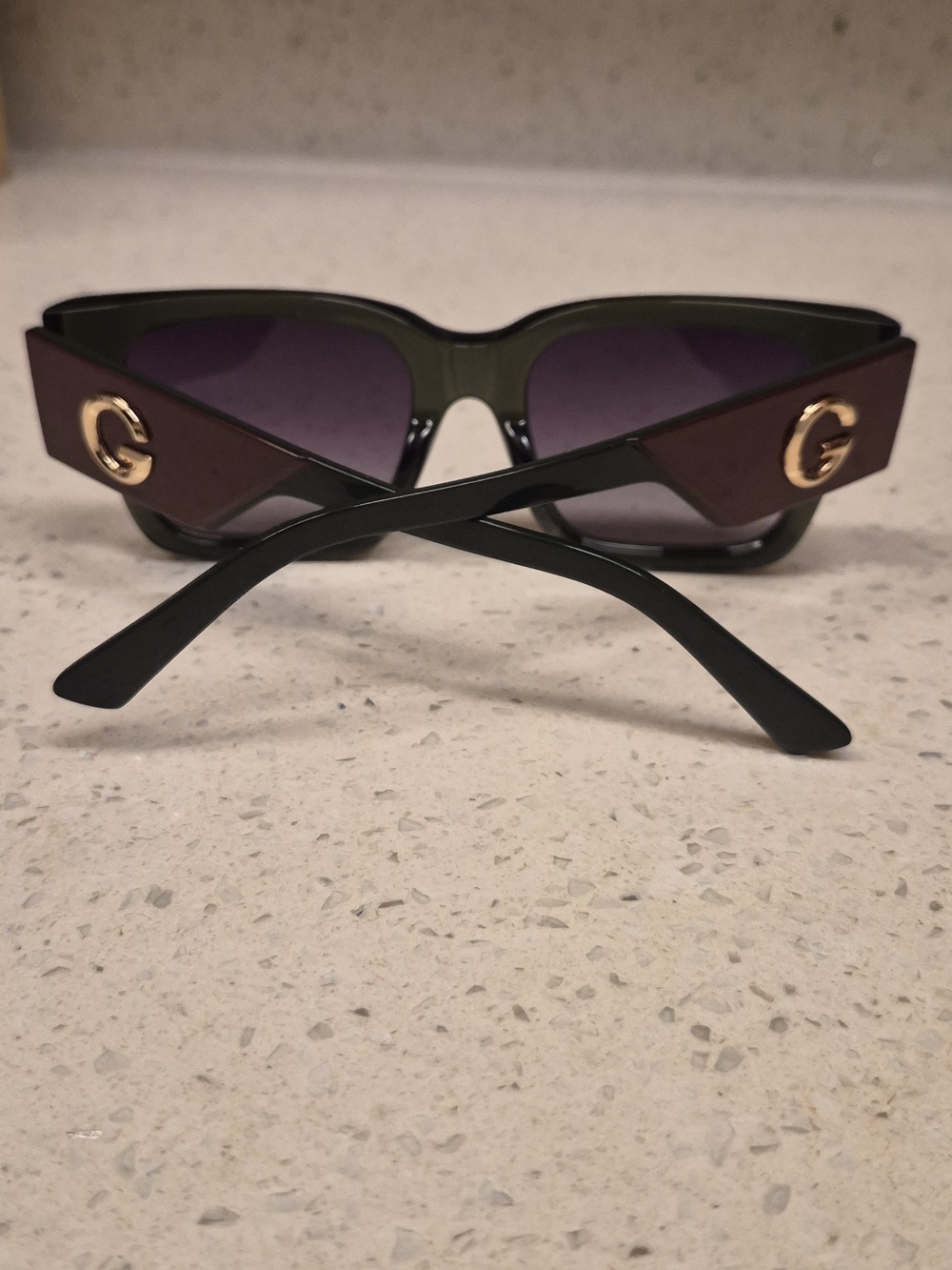 Designer-Inspired Black and Dark Green Women's Sunglasses